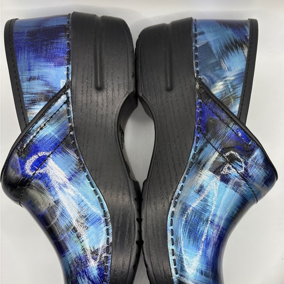 Dansko Black Leather Clogs - Picture 5 of 8